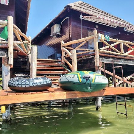 Overwater Cottage - Slovak Tahiti, Senec Εξωτερικό φωτογραφία